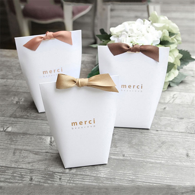 10Pcs/Set Merci Letter Printed Candy Bag DIY Gift Packaging Paper Box Xmas Wedding Kid Birthday Party Supplies