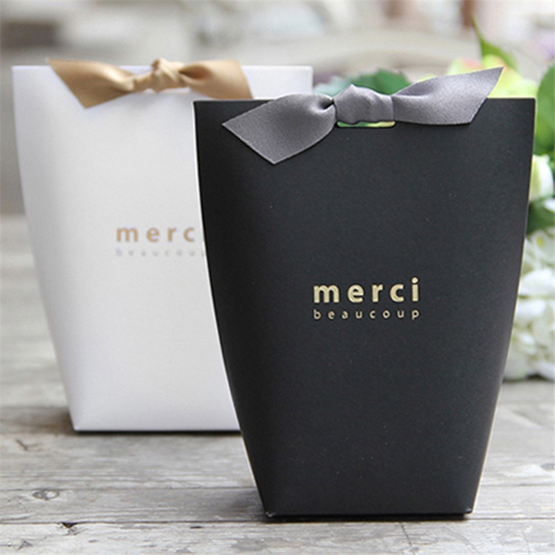 10Pcs/Set Merci Letter Printed Candy Bag DIY Gift Packaging Paper Box Xmas Wedding Kid Birthday Party Supplies